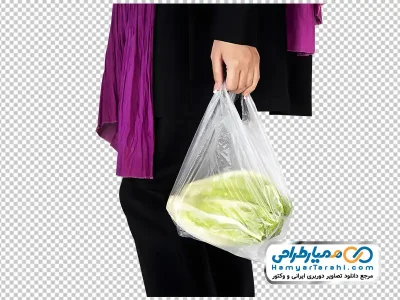 تصویر با کیفیت کاهو توی نایلون در دست خانم با فرمت png
